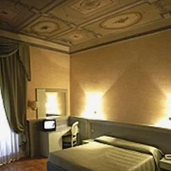 Zara Otel 3*