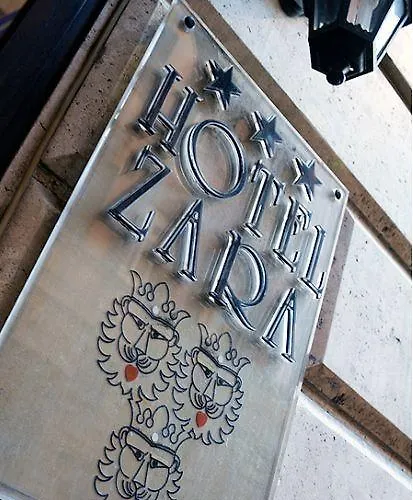 Zara 3* Roma